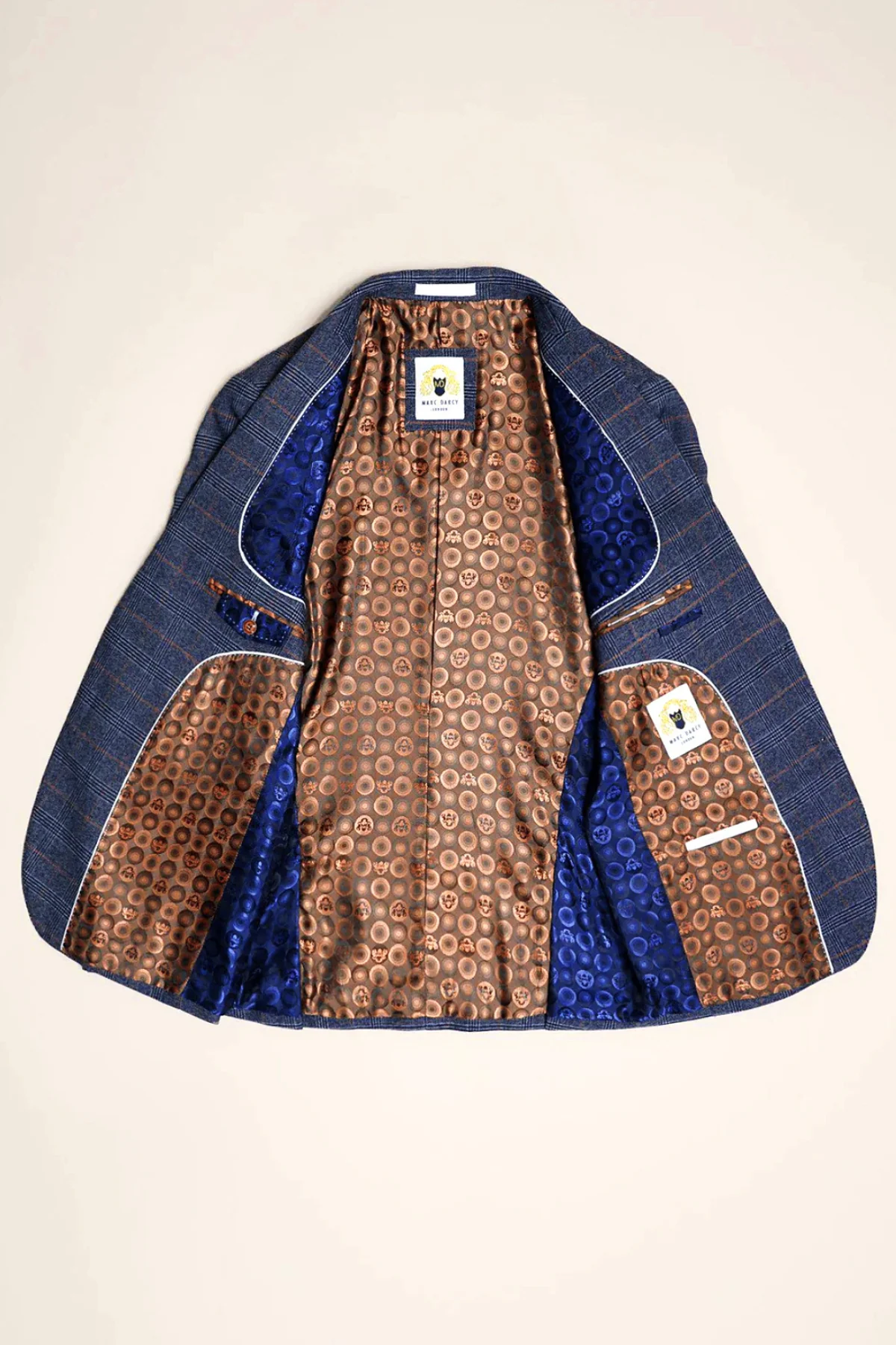 Actor Jamie Lomas in Jenson Marine Check Suit - Image 10