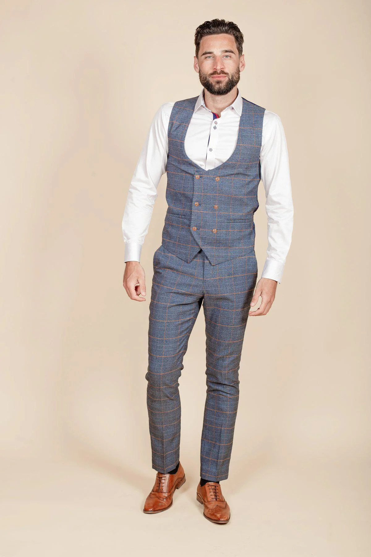 Coronation Street's Daniel Osbourne (Rob Mallard) in JENSON Sky Blue Check Suit - Image 11