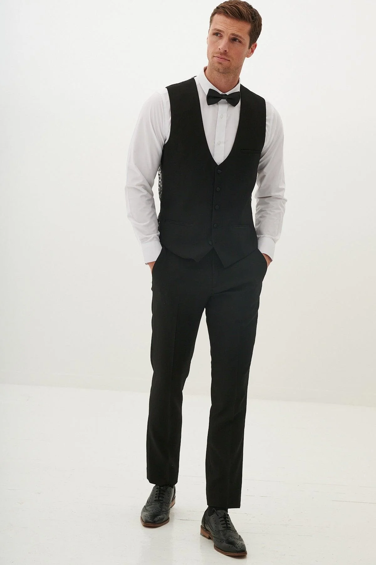DALTON - Black Tux Lapel Diamond Three Piece Suit - Image 12