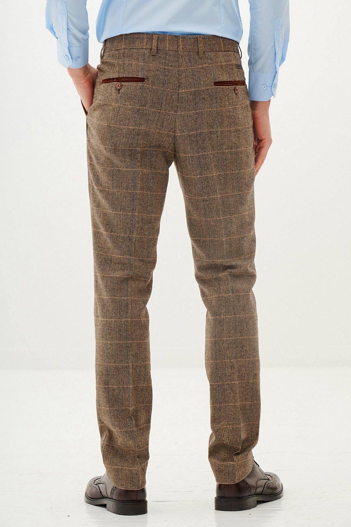 DX7 - Tan Tweed Check Three Piece Suit - Image 11