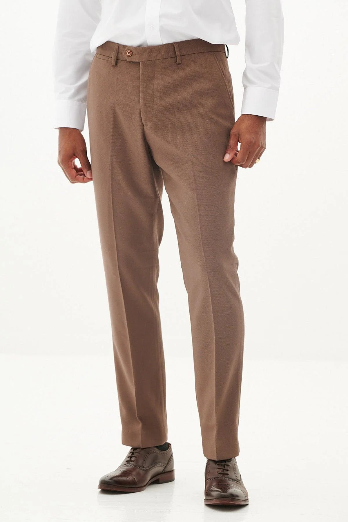 HM5 - Tan Tailored Three Piece Suit - Image 14