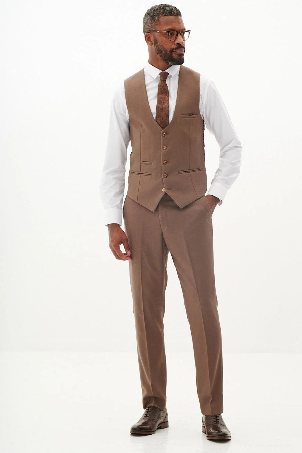 HM5 - Tan Tailored Three Piece Suit - Image 10