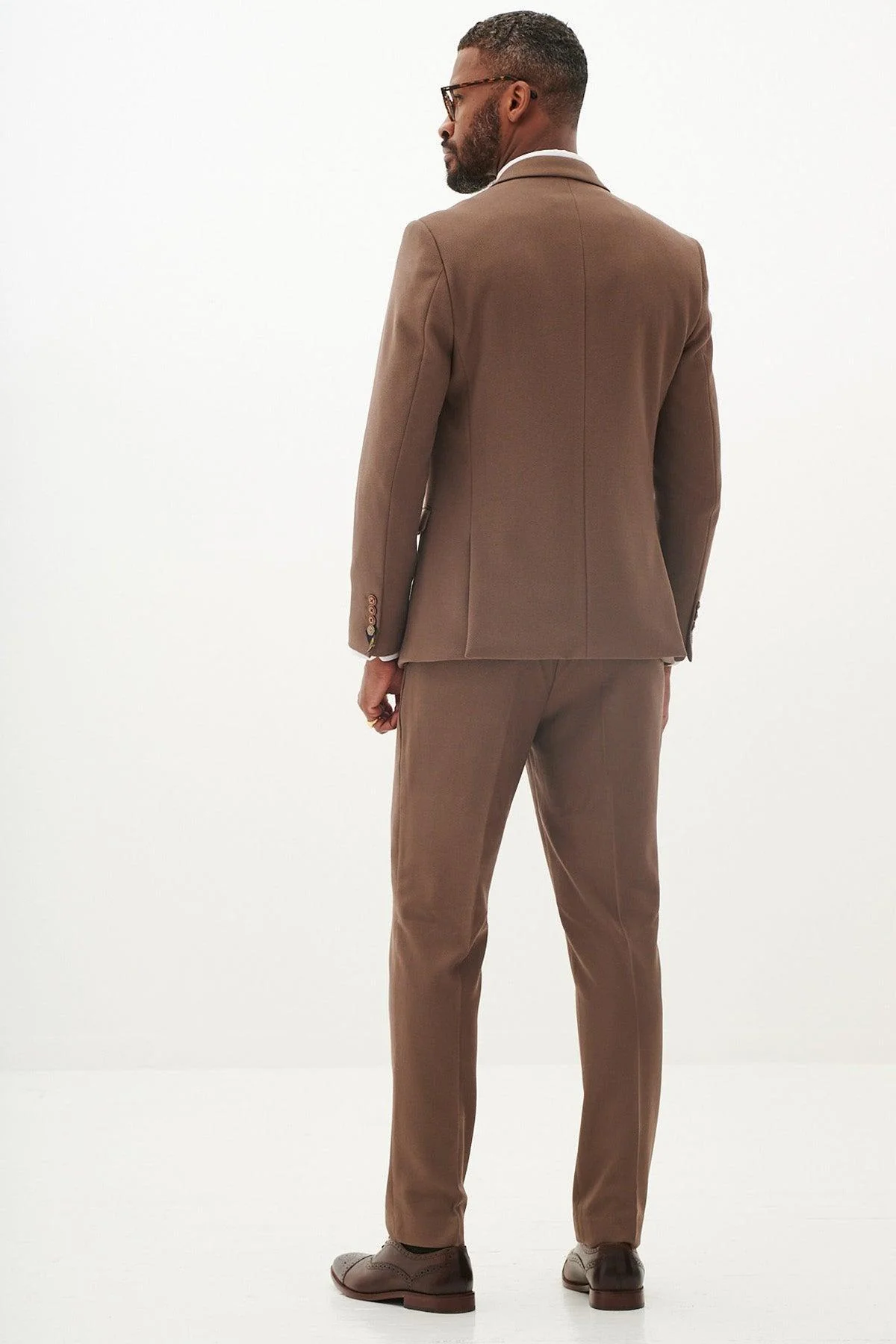 HM5 - Tan Tailored Blazer - Image 10