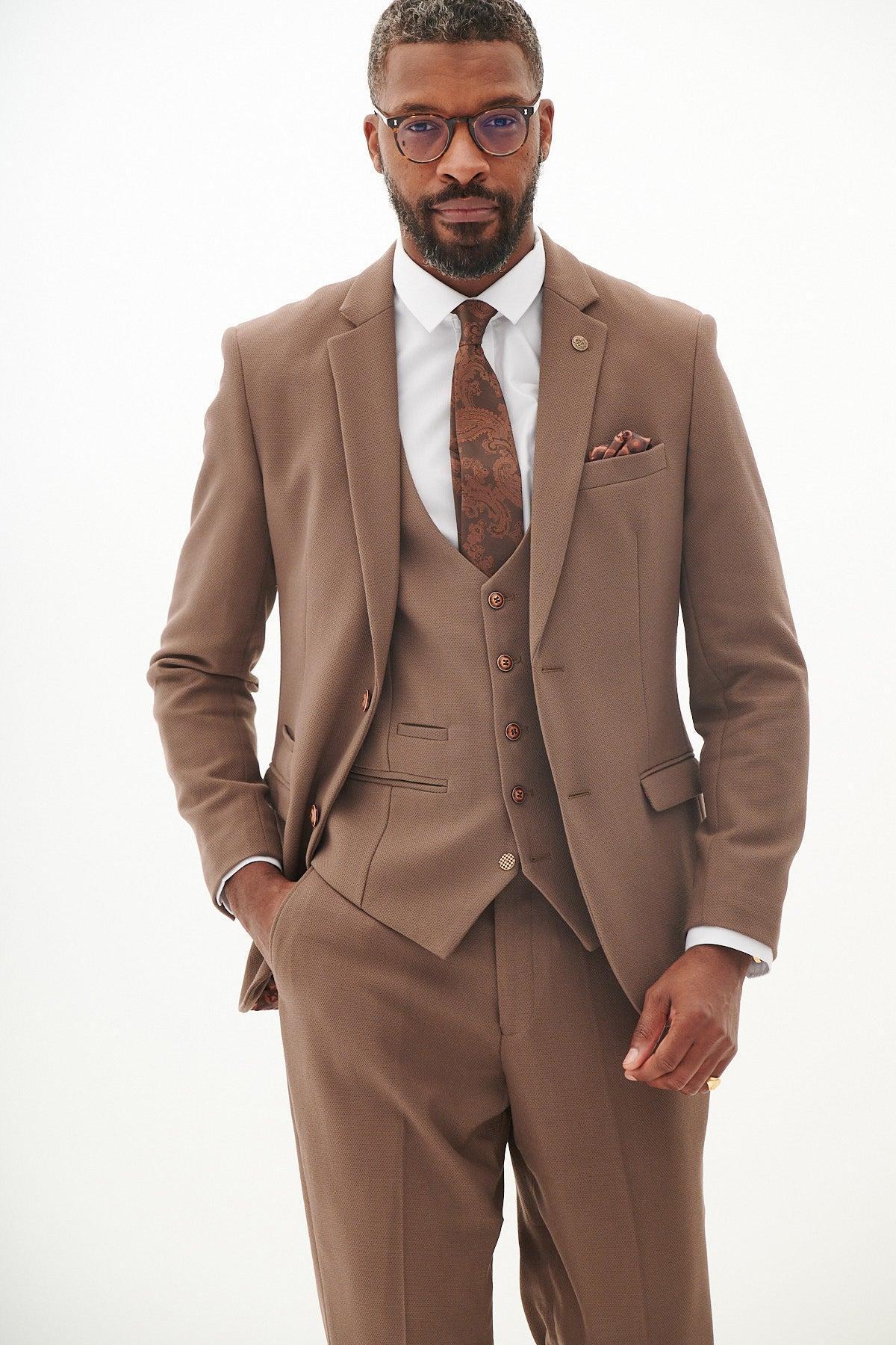 HM5 - Tan Tailored Blazer - Image 4