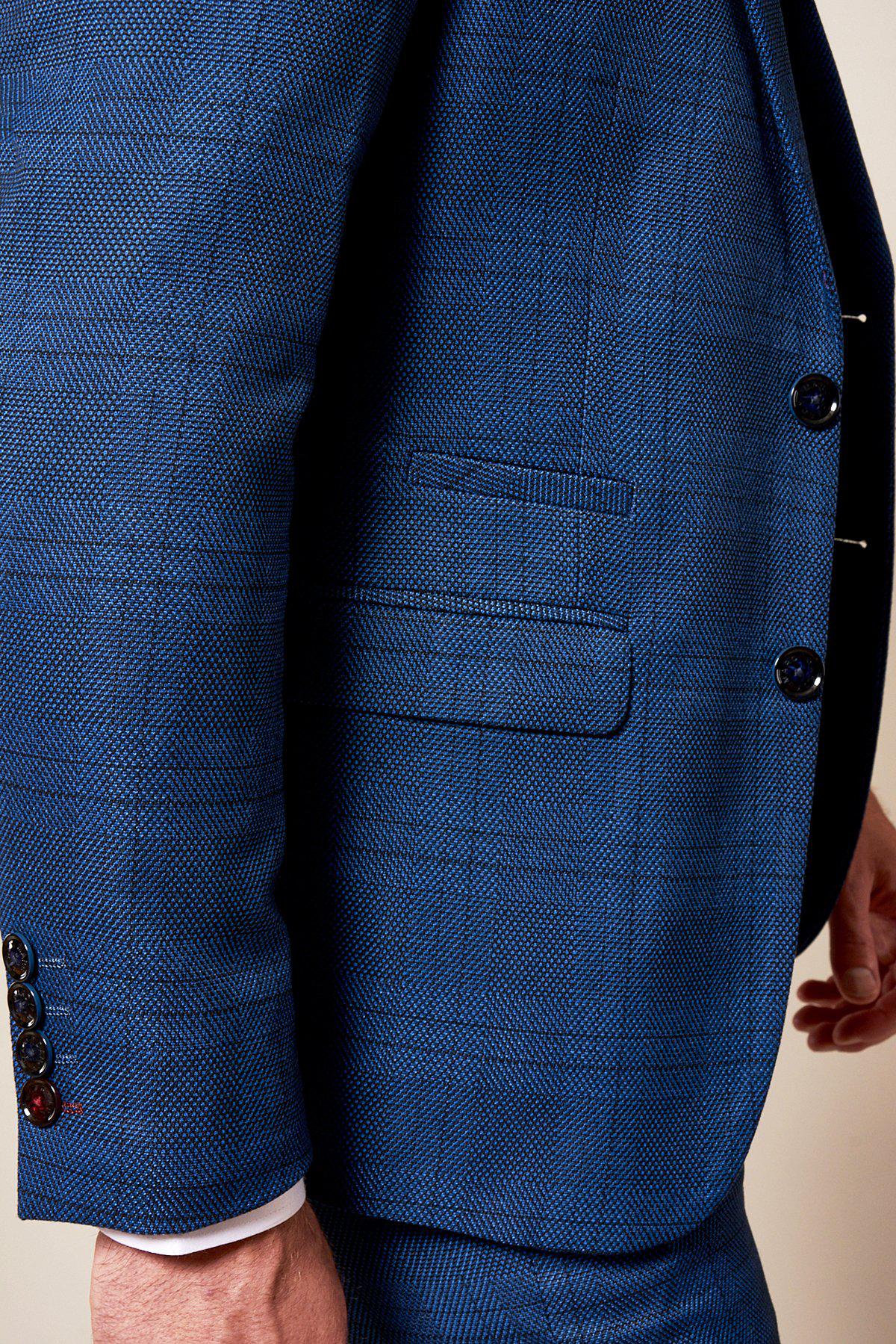 Emmerdale's Jay Kontzle (Billy Fletcher) in Jerry Check Suit - Image 4