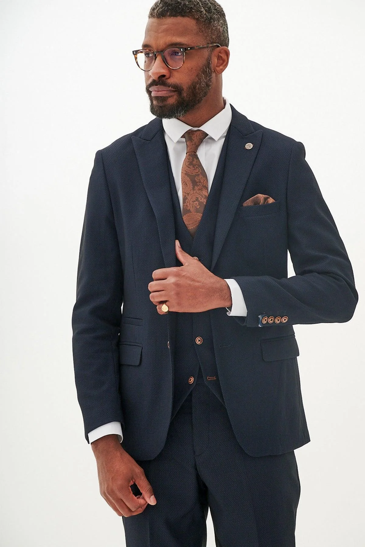 MAX - Navy Three Piece Suit with Contrast Buttons - Image 3