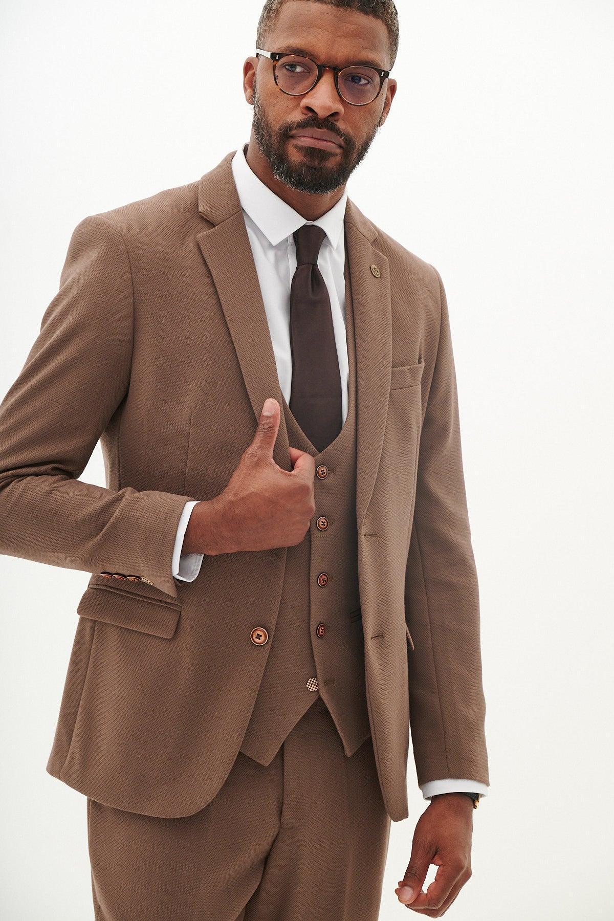 HM5 - Tan Tailored Three Piece Suit - Image 3