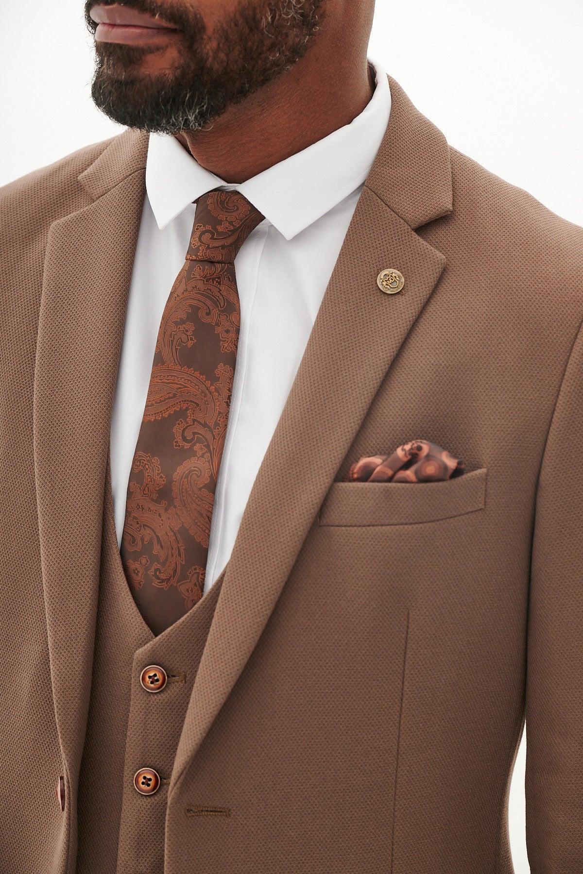 HM5 - Tan Tailored Three Piece Suit - Image 5